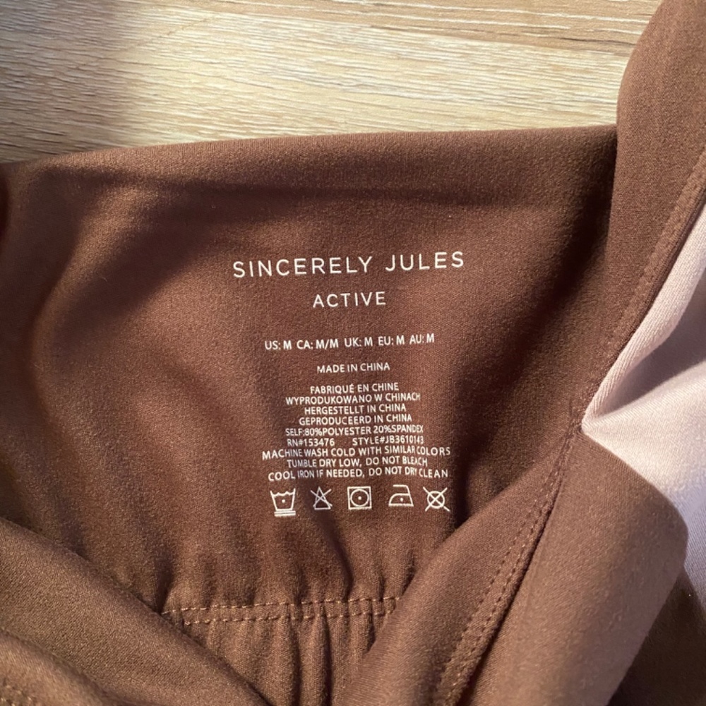 Top - Picture 2 of 2